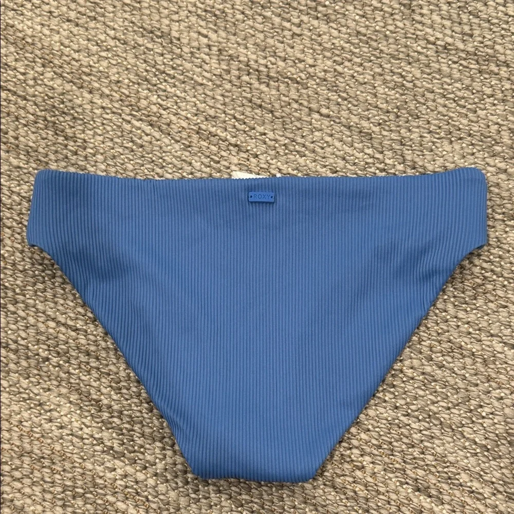 Roxy Classic Blue Bikini Set - Picture 9 of 11